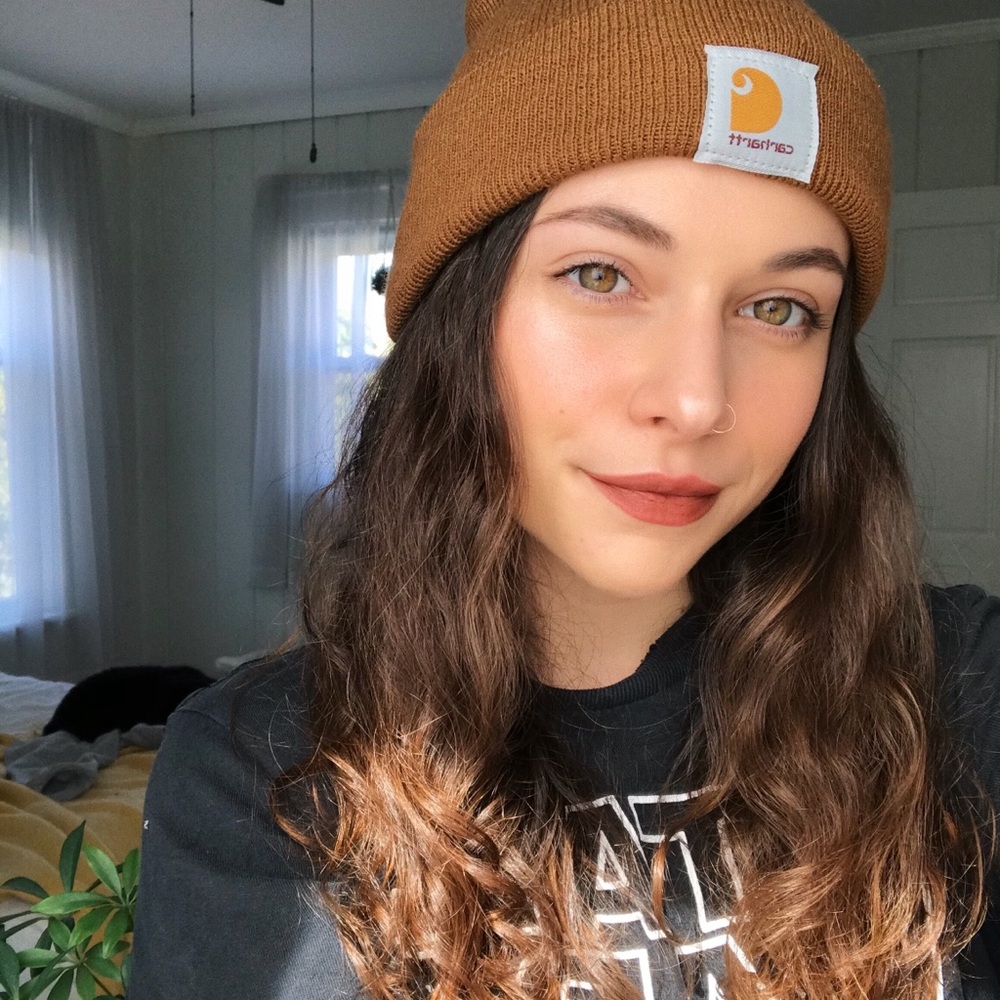 Meet Your Posher, Becky